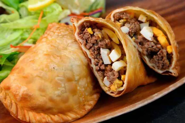 empanada-de-carne-paraguaya_700x465